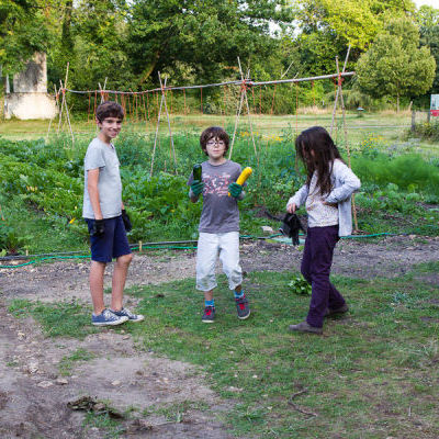 Enfants a? la ferme.jpg