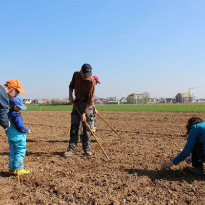 Semis de céréales de printemps au conservatoire de Duppigheim le 23 mars 2019